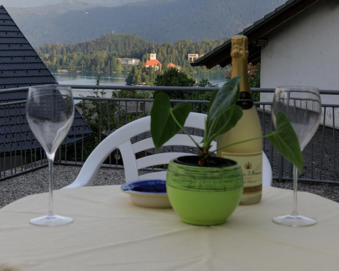 Apartment Mavrica Bled, Quiet Location, With A View Of The Lake Esterno foto