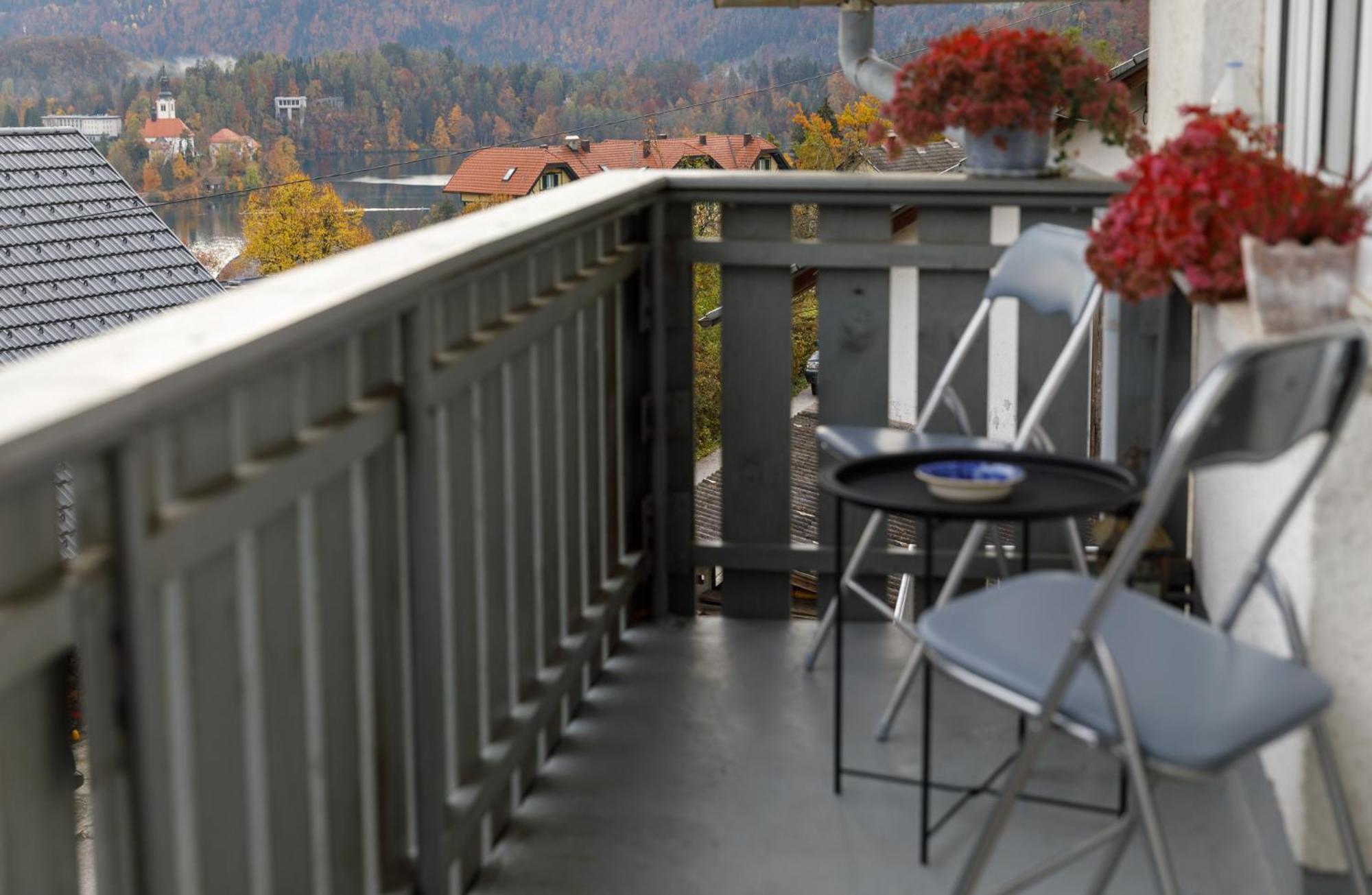 Apartment Mavrica Bled, Quiet Location, With A View Of The Lake Esterno foto