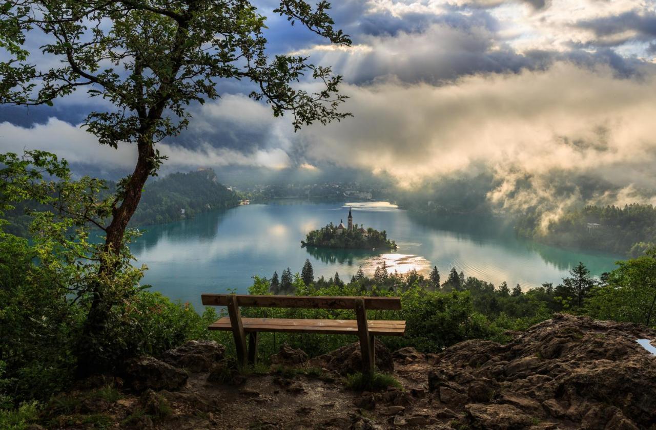 Apartment Mavrica Bled, Quiet Location, With A View Of The Lake Esterno foto